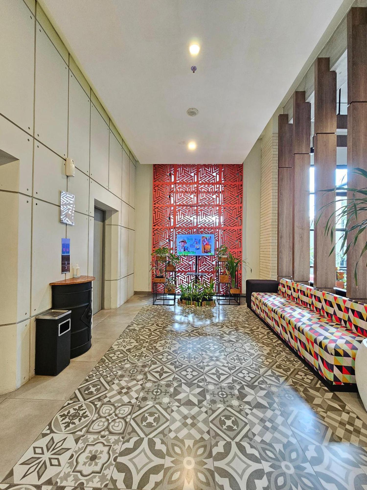 Hotel Fortunagrande Jembel Exteriér fotografie